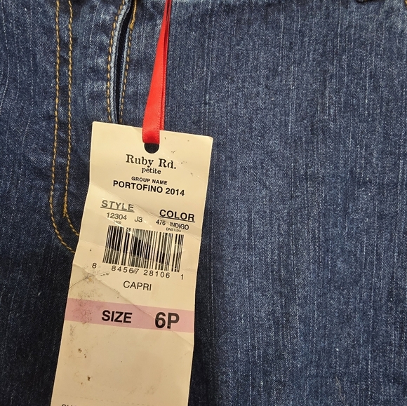Ruby red womens elastic back jean denim capri sz 6p 6 petite nwt - Picture 3 of 7